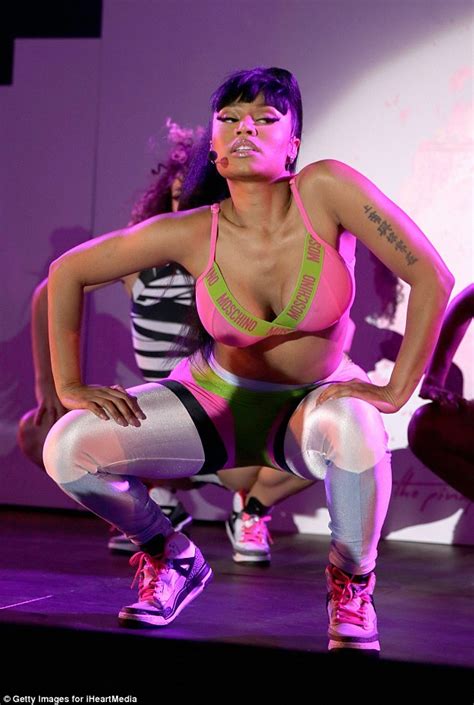 Nicki Minaj Shows Off Her Impressive Cleavage As She Performs In Las