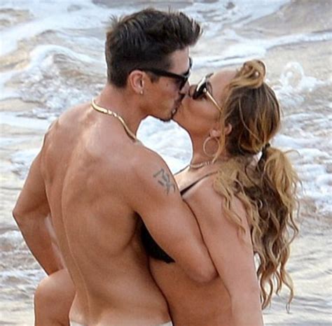 Mariah Carey Has Nip Slip On The Beach While With Her New Backup Dancer Babefriend Photos