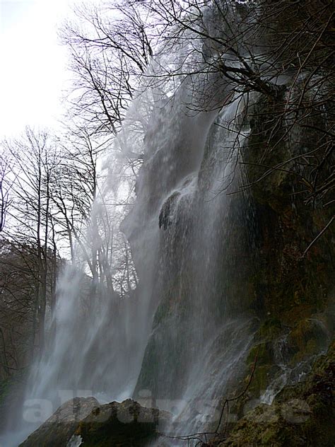 95% of people who visit bad urach include uracher wasserfall in their plan. Viel Schmelz- und Regenwasser im Brühlbach und Uracher ...