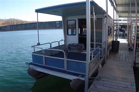 Pontoon Houseboat The Perfect Floating Residence Lake Access