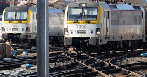 Une partie du centre inondé (photos & vidéo) Le trafic ferroviaire perturbé entre Bruxelles et Hal en ...