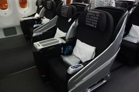 Flight Review Japan Airlines Jal Business Class Boeing 787 Bkk To Kix Efficient Asian Man