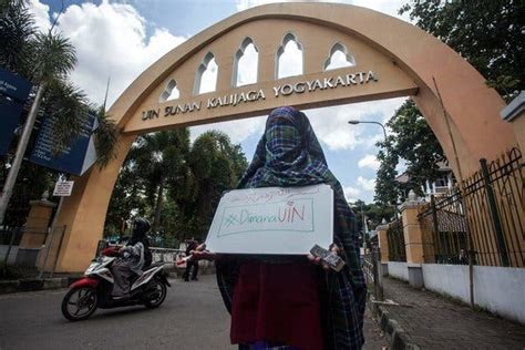 Ban On Face Veils At Indonesian University Lasted Just A Week The New York Times