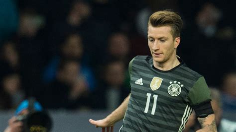 Marco Reus Signs New Five And A Half Year Deal To Stay At Borussia