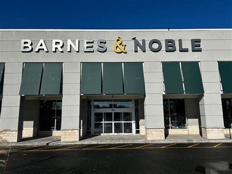 New Barnes And Noble Opens In Morris County At Former Ledgewood Mall