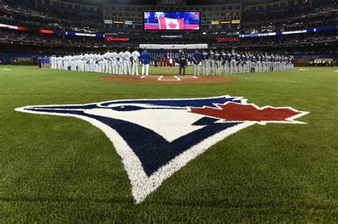In Photos Blue Jays Fans Celebrate Start Of New Season In Home Opener