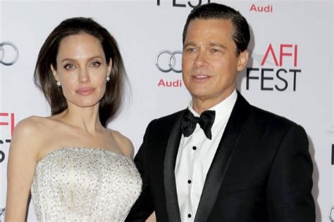 42 yaşındaki altı çocuk annesi jolie, awards chatter'a verdiği röportajda yaşanmışlıkların brad pitt ile ayrılmalarına sebep olduğunu itiraf etti. Angelina Jolie confesó la verdadera razón por la que se ...
