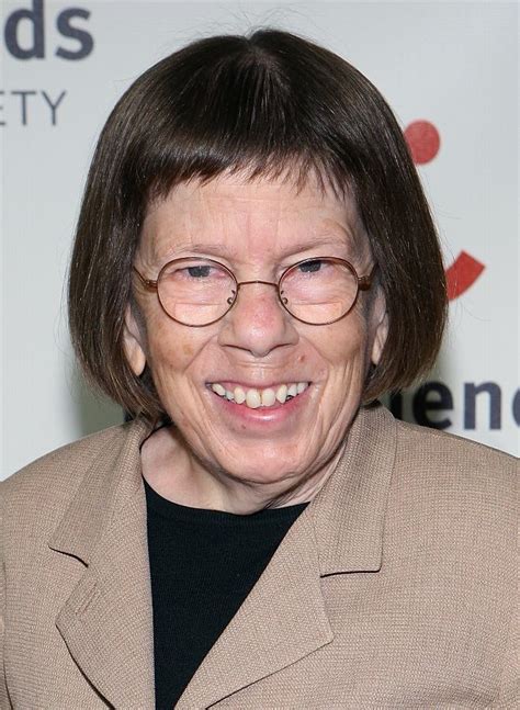 She made her film debut playing mrs. Linda Hunt Photos | Tv Series Posters and Cast