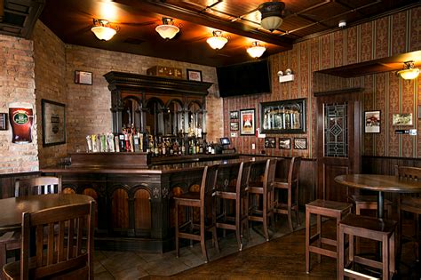 What Makes An Irish Bar Authentic Look For These 6 Design Elements