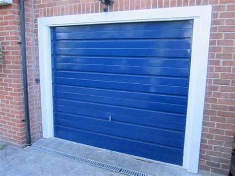 How To Paint A Metal Garage Door Best Paint For Metal Garage Doors