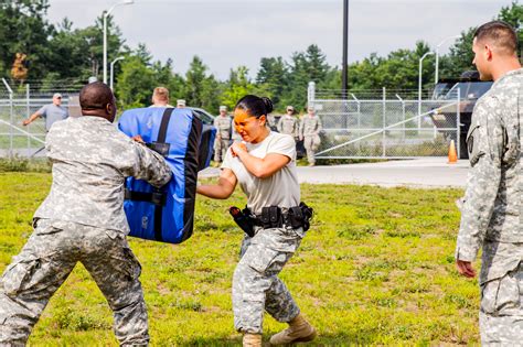 3500 New York National Guard Combat Support Soldiers Conduct Annual