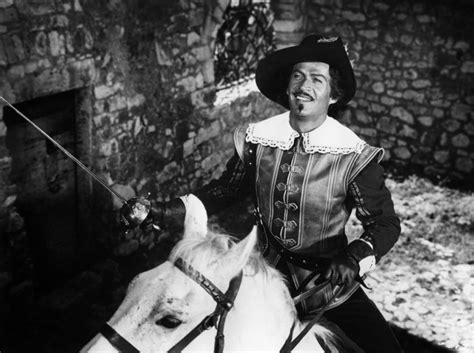 Ekonomide ve ticari ilişkilerde dijital dönüşümü hedef alan artagan çağın gereklerine. The Write-Aholic: Author Interview with Shawn Lamb