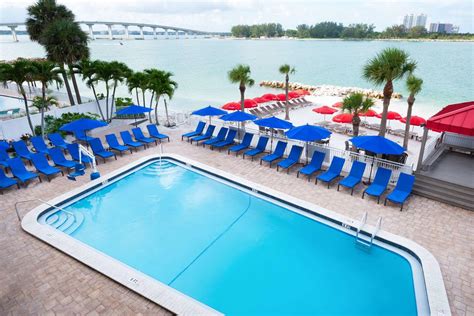 Why Floridas Clearwater Beach Is Great For Families