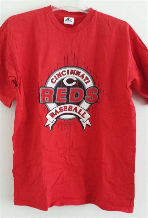 Vintage Cincinnati Reds T Shirt Starter Size L Large Retro MLB