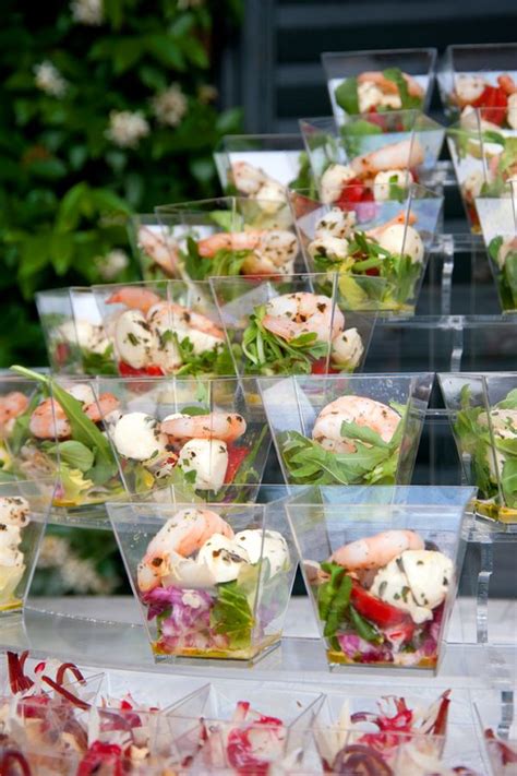 Nice Salad Presentation I Love The Square Cups Appetizers For Party
