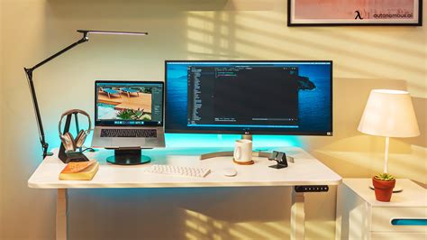 4 Essentials Desk Setup For Developers And Programmers