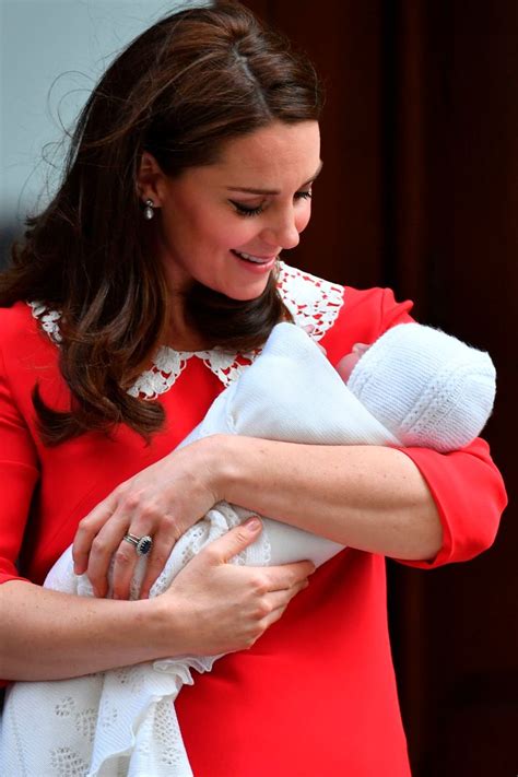 Moms Are Comparing Their Post Birth Pics To Kate Middleton’s And It’s So Honest Huffpost
