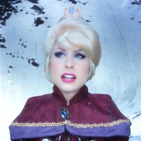 Traci Hines As Elsa Cosplay By Tracihinesmusic Facebook Frozen
