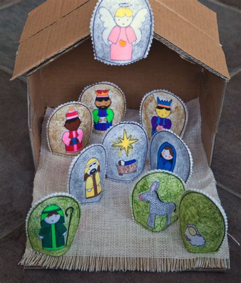21 Free Nativity Printables Diy Nativity Preschool Christmas