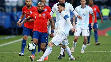 20:16 | pablo milad habla en la previa del sorteo de la #copachile: Se sorteó la Copa América 2020: Argentina y Chile jugarán ...