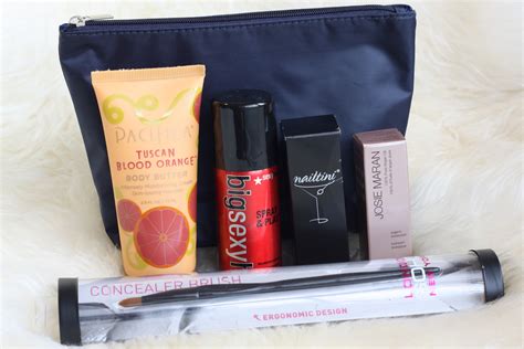 That Winsome Girl January 2013 Glam Bag