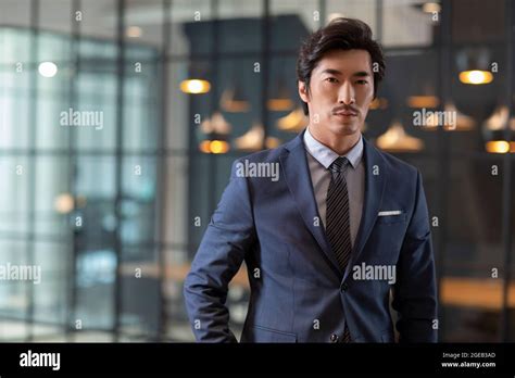 Successful Chinese Businessman Stock Photo Alamy