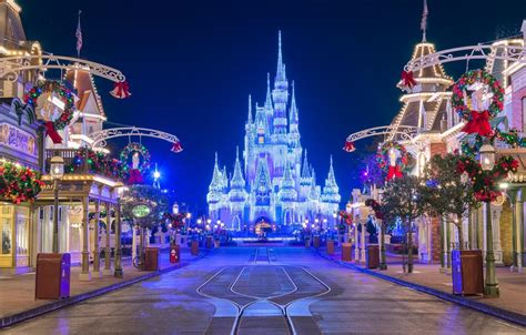 Disneyland Castle Christmas Wallpapers Wallpaper Cave