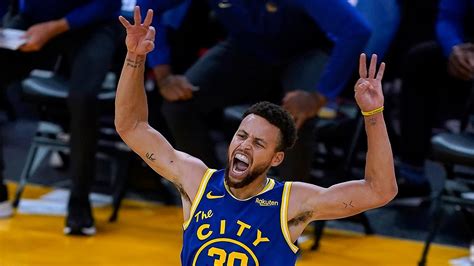 🌟 stephen curry puts up a record score of 31 to advance to the #mtndew3pt finals on tnt. Stephen Curry scores 38 as Warriors rally past Clippers