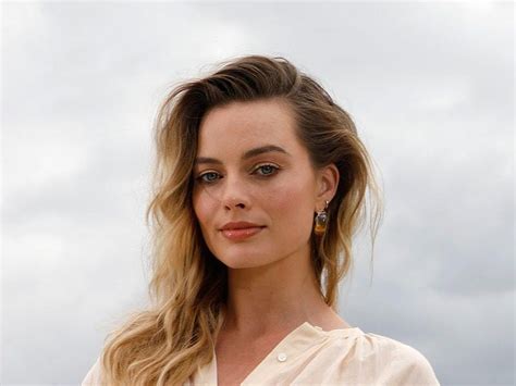 Margot Robbie Reveals ‘inherent Sexism She Faces As A Producer Express And Star