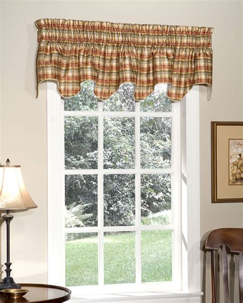 Hilltop Plaid Lined Scalloped Valance Pretty Windows