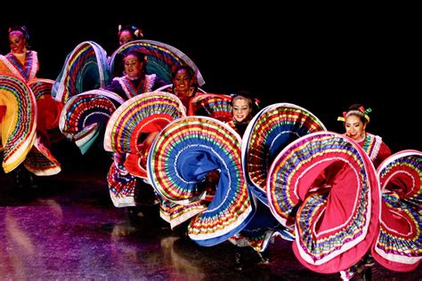 Noche Folklorico Folklore Mexicano Danzas Mexicanas Danza Folclorica