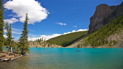 The Best Hotels Closest To Moraine Lake In Alberta For 2022 Expedia