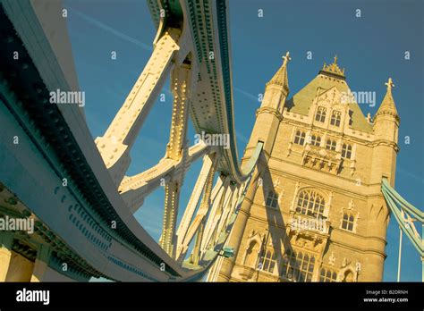 Tower Bridge London England Uk Stock Photo Alamy