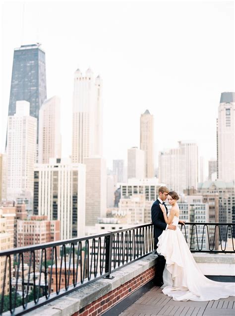 Intimate And Modern Chicago Rooftop Wedding Inspiration Chicago Wedding