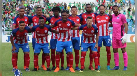 They were founded on july 25, 1902 by a group of young paraguayans, and the name stems from the idea of its principal founding member, william. Solo 17 jugadores de Olimpia viajan a Canadá por Liga ...