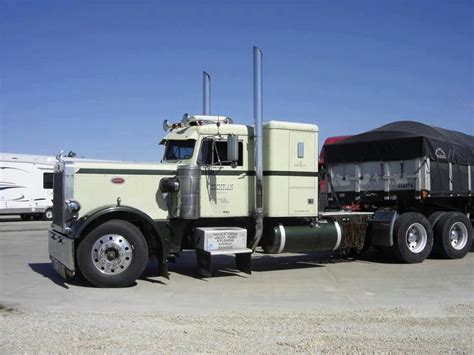 Super Clean Little Window Peterbilt W Custom Sleeper Small Trucks Big