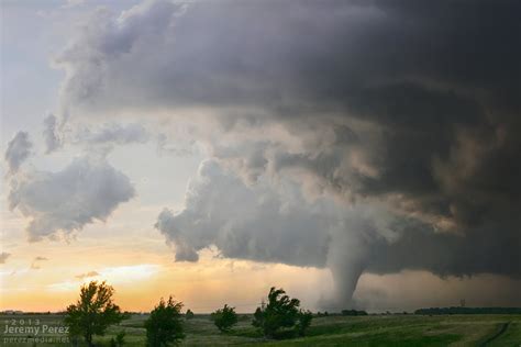 To Wedge Or Not To Wedge Tornado Types Include Many Shapes And Sizes
