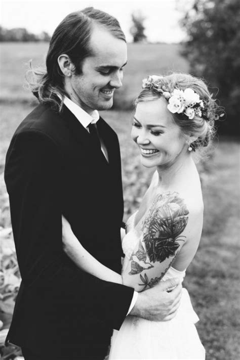 20 Gorgeous Tattooed Brides Weddingmix