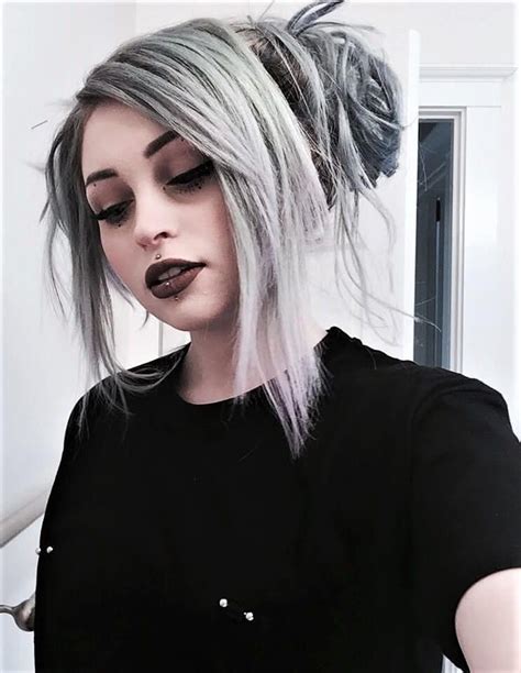 35 Edgy Hair Color Ideas To Try Right Now Edgy Hair Color Permanent