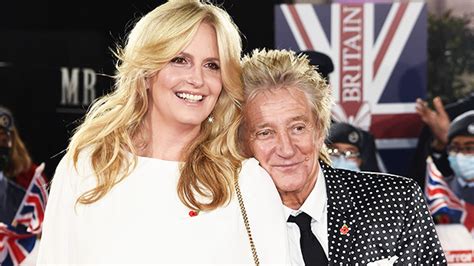 Rod Stewart’s Wife Penny Lancaster Everything To Know About Their Life Plus His Previous