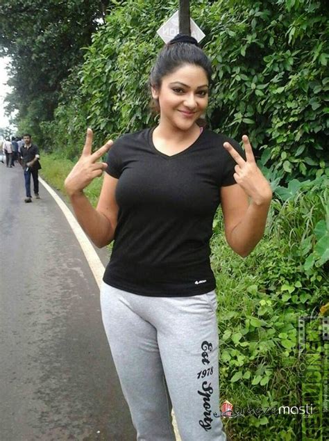 Actress Abhirami Gallery Gethu Cinema