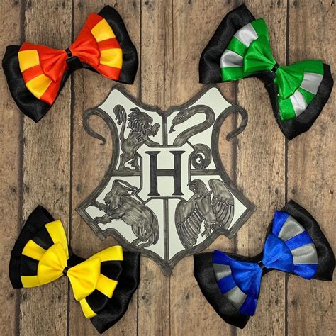 Maybe you would like to learn more about one of these? Harry Potter Hogwarts House Colors Inspired Hair Bows ...