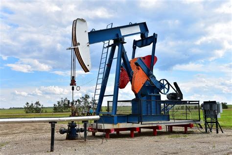 Oil Well Pump Jack Stock Image Image Of Outdoors Pipe 125459833