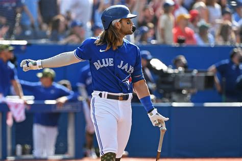 Bichette 3 Votto 1 With Eight Strong Innings From Manoah In Blue Jays