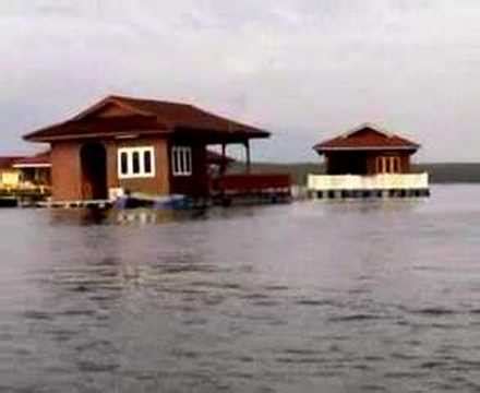 Chalet terapung teluk bayu kedah malaysia episod 2. Chalet Terapung di Teluk Bayu, Sungai Petani - YouTube