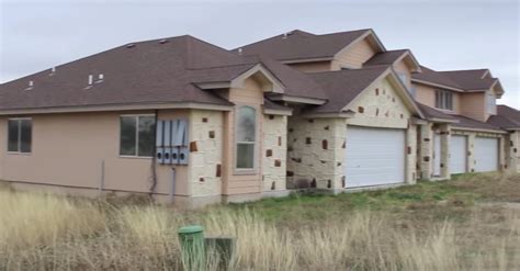 A Creepy Abandoned Housing Development In Texas
