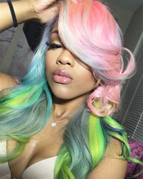 Tyra 💘21 And Gwinnetts Best 👑🤑 On Instagram “💕” Baddie Hairstyles Weave Hairstyles Rainbow