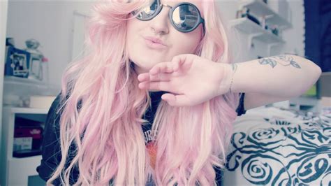 How To Pastel Pink Hair Using Bleach London Joely Thompson Youtube