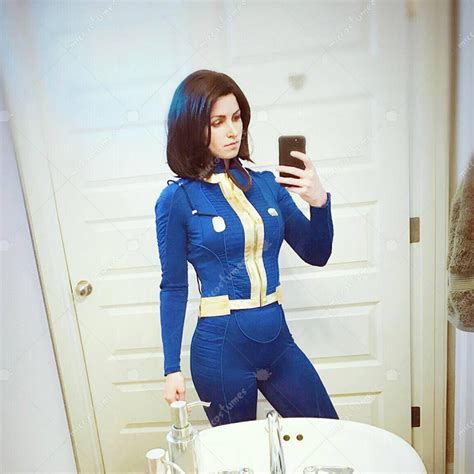 Fallout 4 Sole Survivor Nora Cosplay Costume For Sale