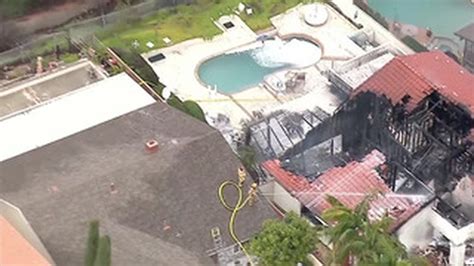 5 Killed 2 Injured When Plane Crashes Into California Home